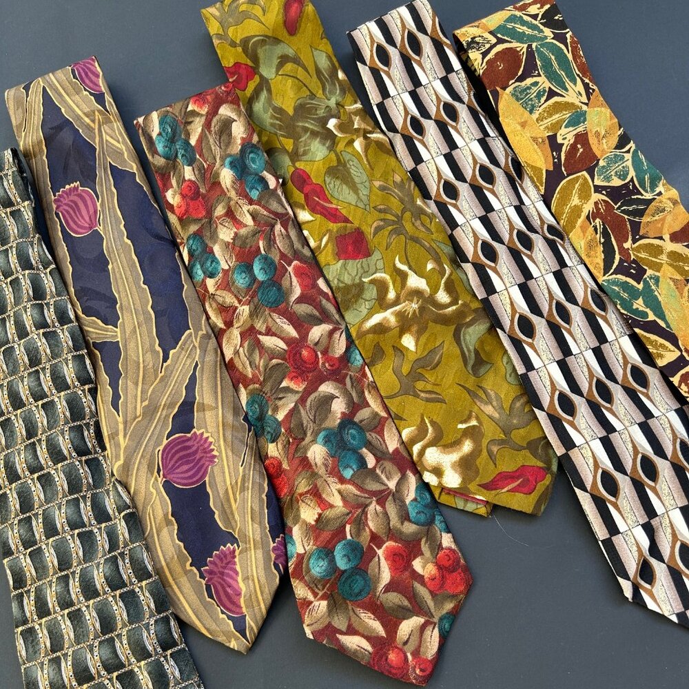 Collection of 6 Vintage Neck Ties